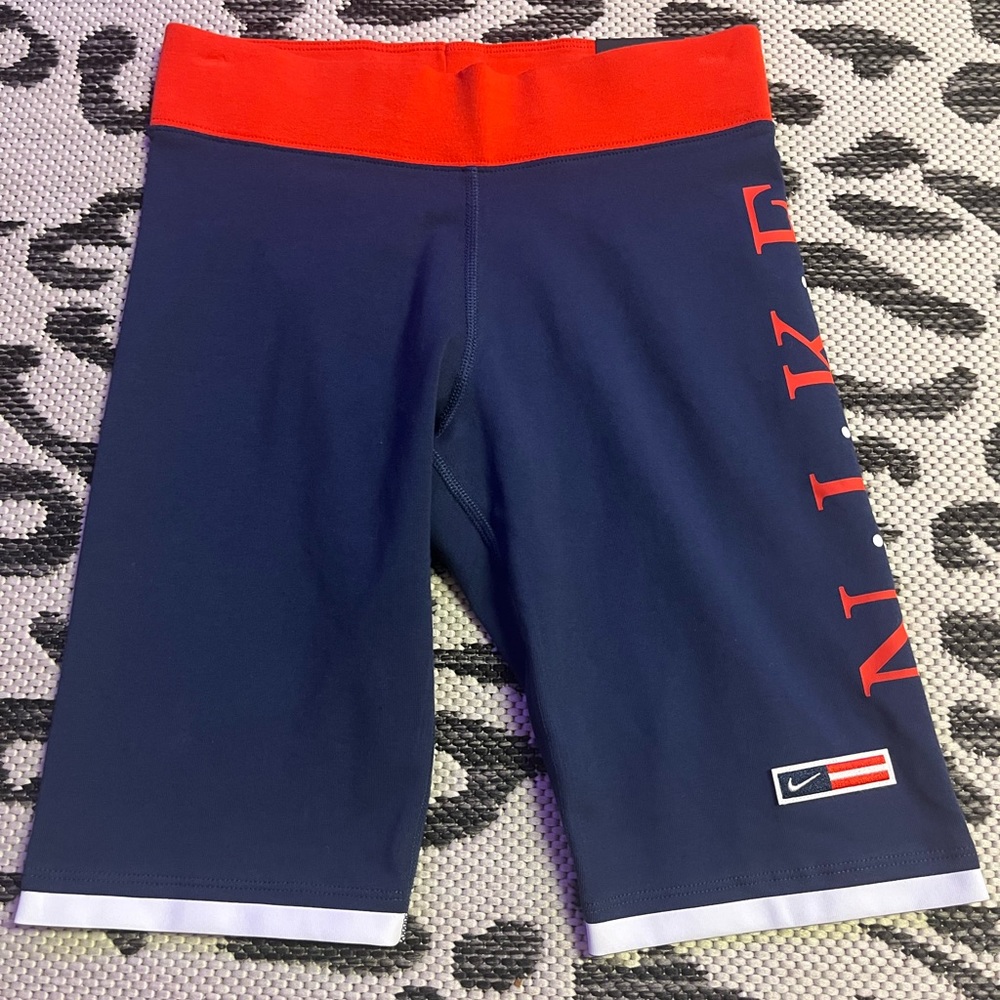 NWT Nike biker shorts